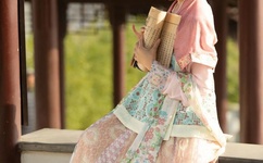 《洞洞杂货铺》漫画免费